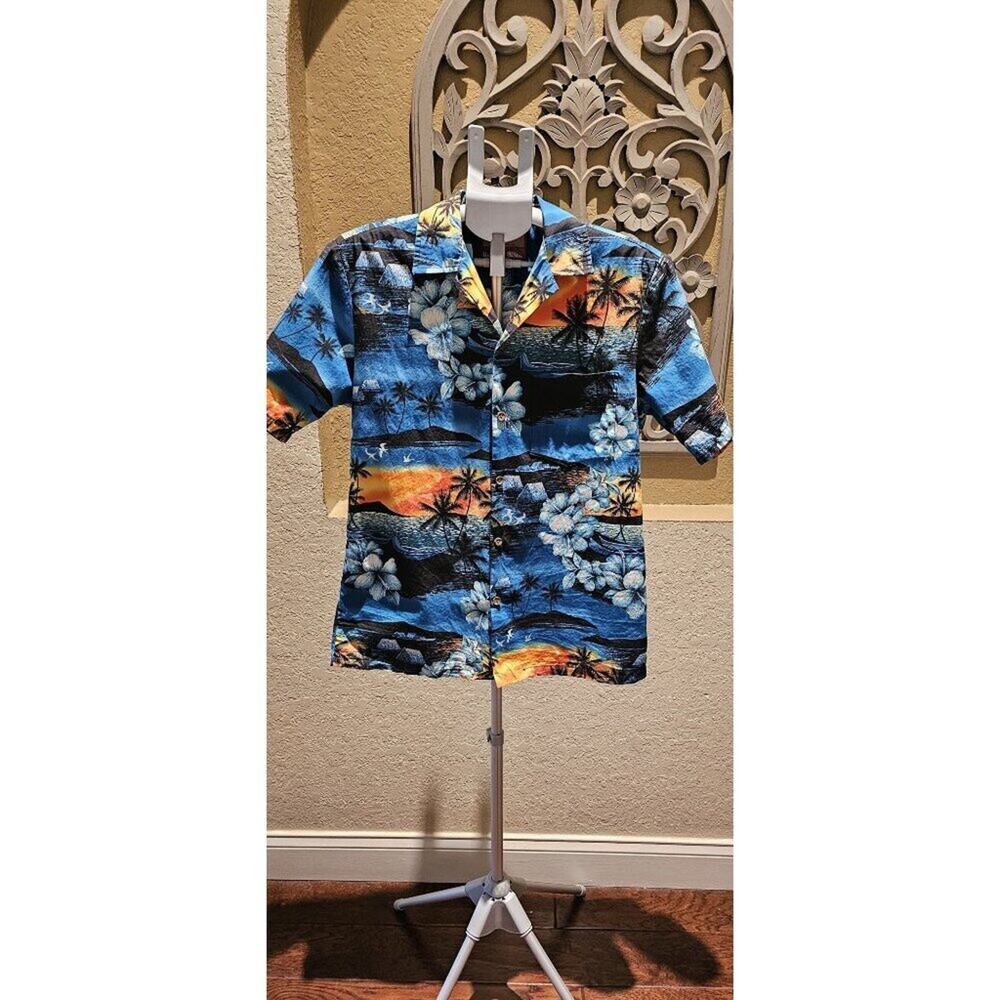 RJC Hawaii Men's Blue Hawaiian Aloha Shirt With Sunset & Floral Design